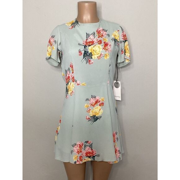 New. Privacy Please light green floral dress. - Picture 6 of 11